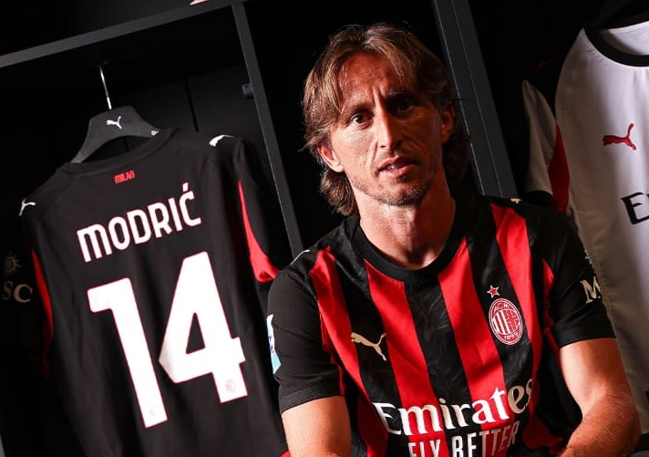 Sah! Luka Modric Berseragam AC Milan